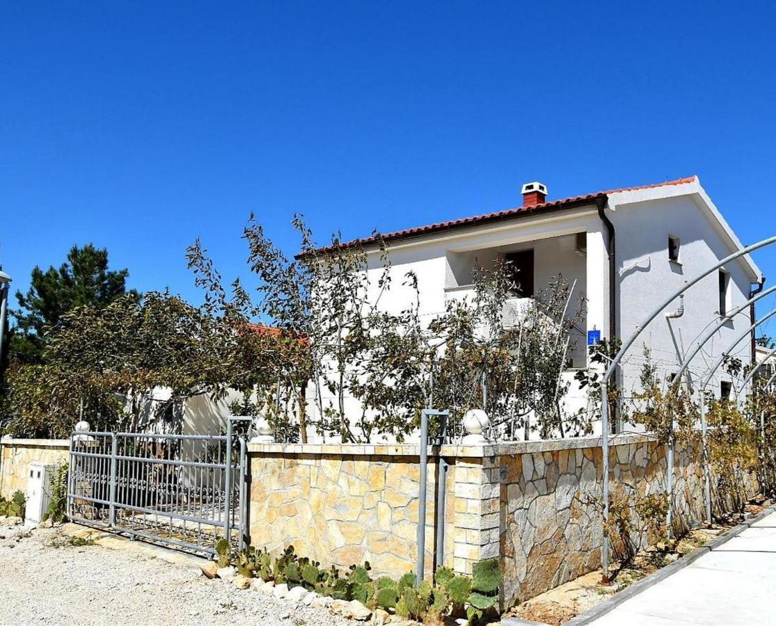Apartments With A Parking Space Vrsi - Mulo, Zadar - 18849 Exterior photo